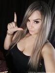 Goddess Amber Onlyfans pictures 3