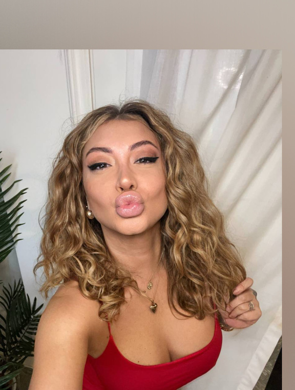 Manuela Ferrari VIP  Onlyfans pictures
