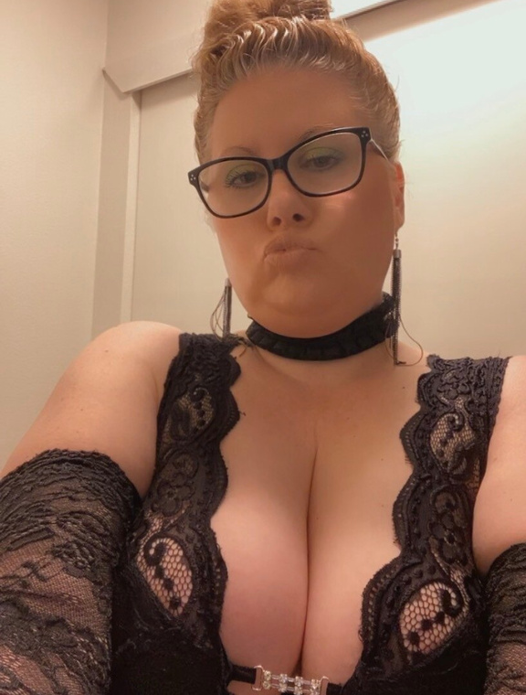 Lynette Allison Onlyfans pictures
