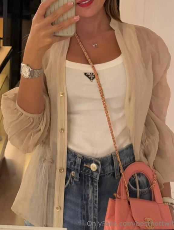 Best hotwife Onlyfans pictures